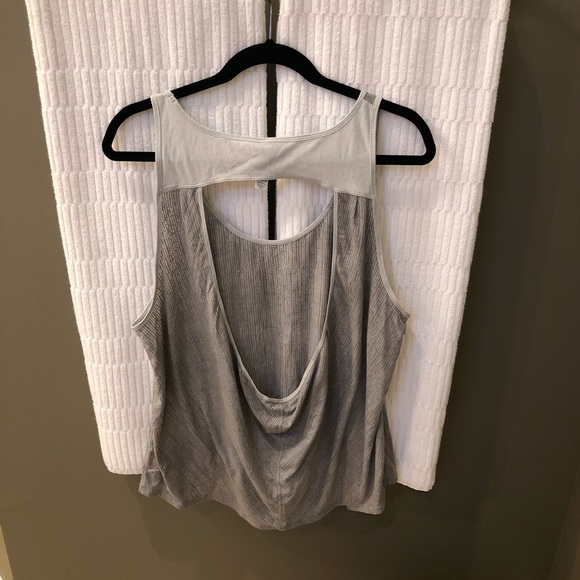 Lululemon Tank - Picture 2 of 5